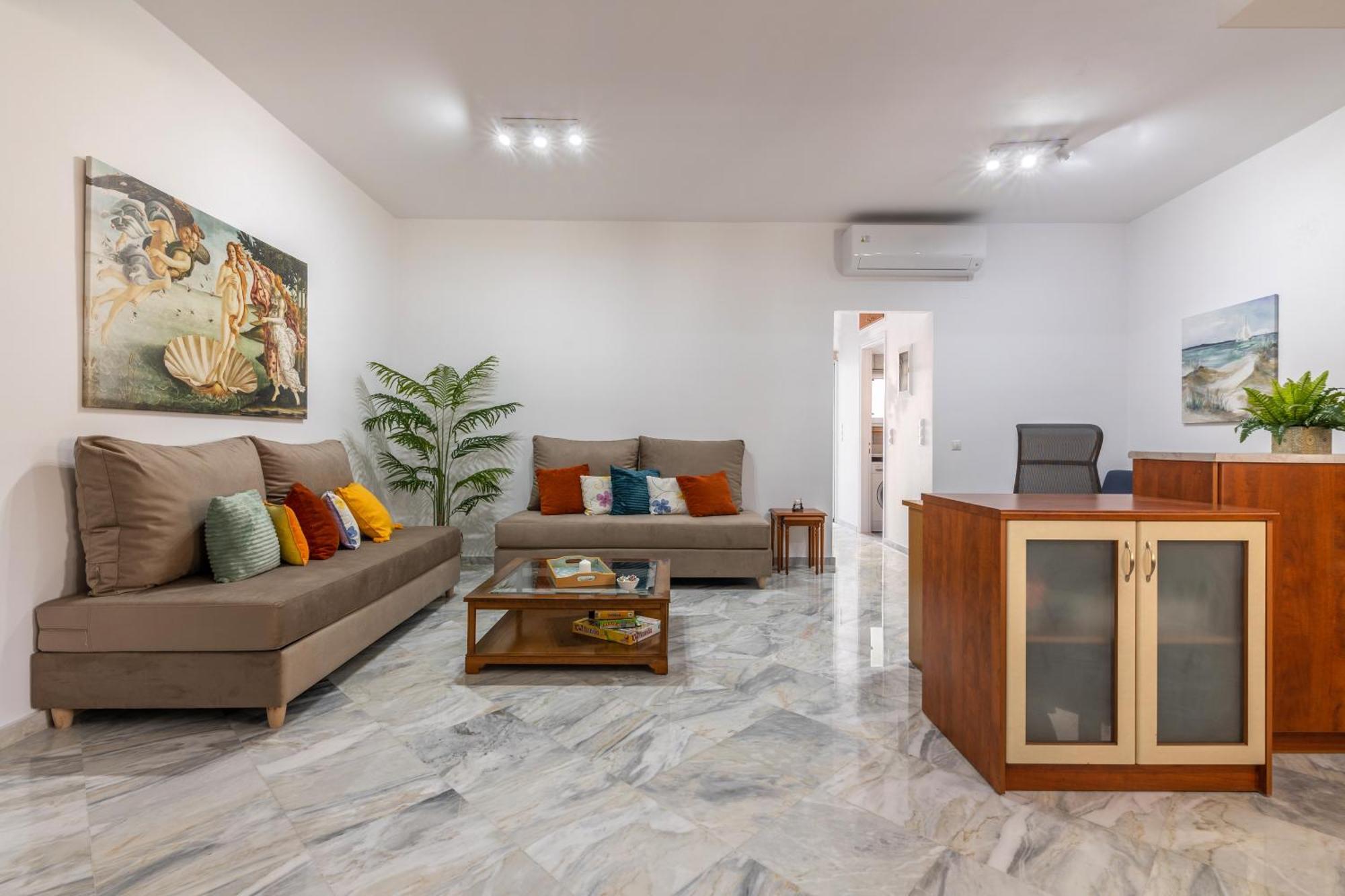 Garden Luxury Apartment Ираклио Екстериор снимка