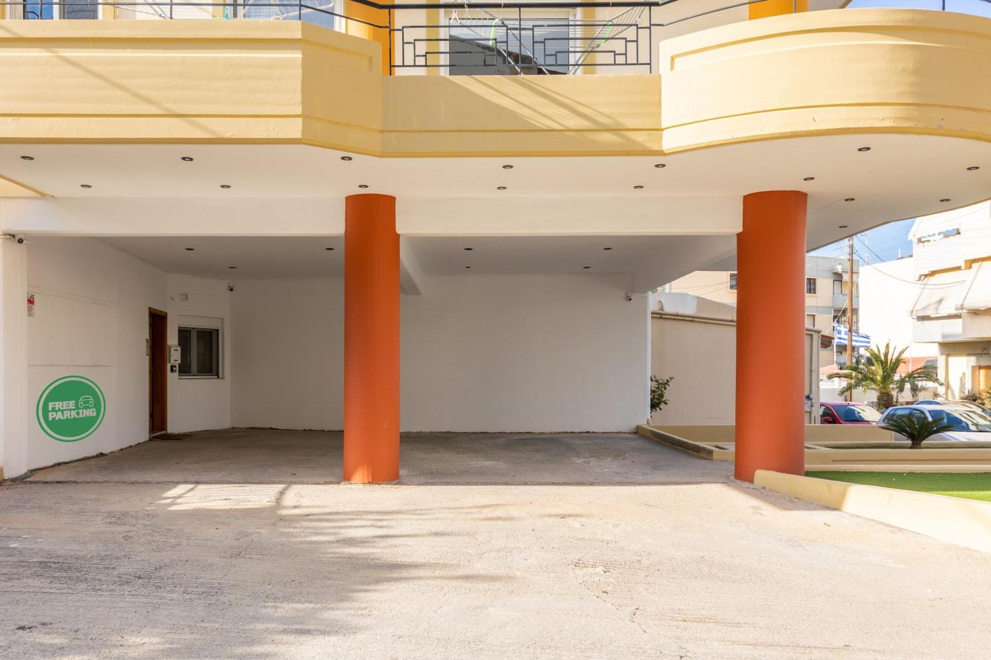Garden Luxury Apartment Ираклио Екстериор снимка