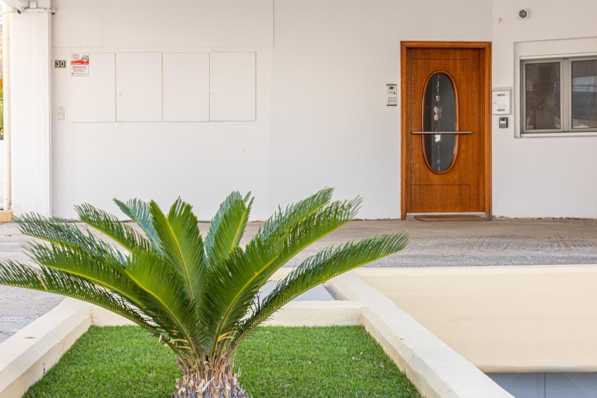 Garden Luxury Apartment Ираклио Екстериор снимка