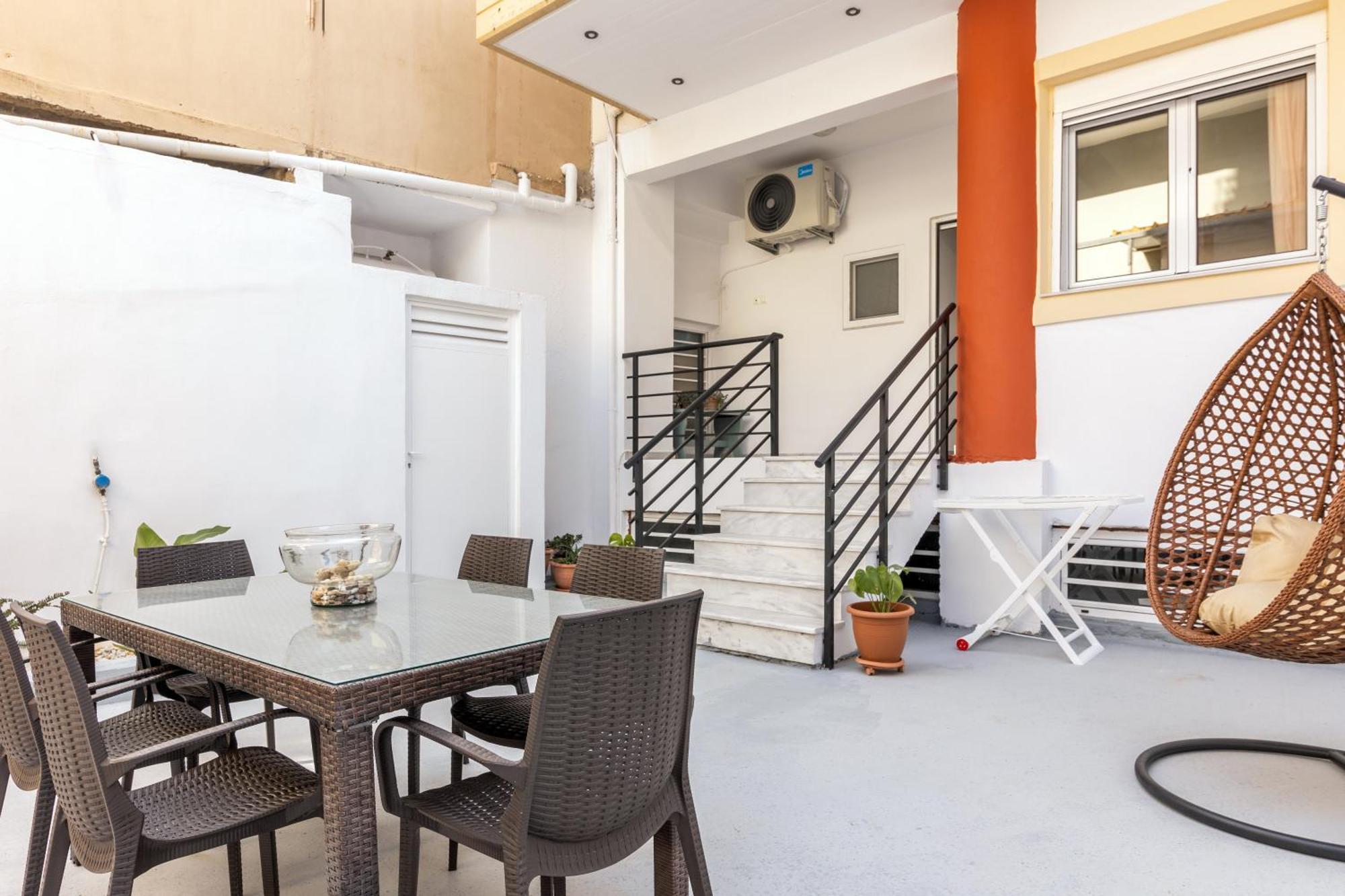 Garden Luxury Apartment Ираклио Екстериор снимка