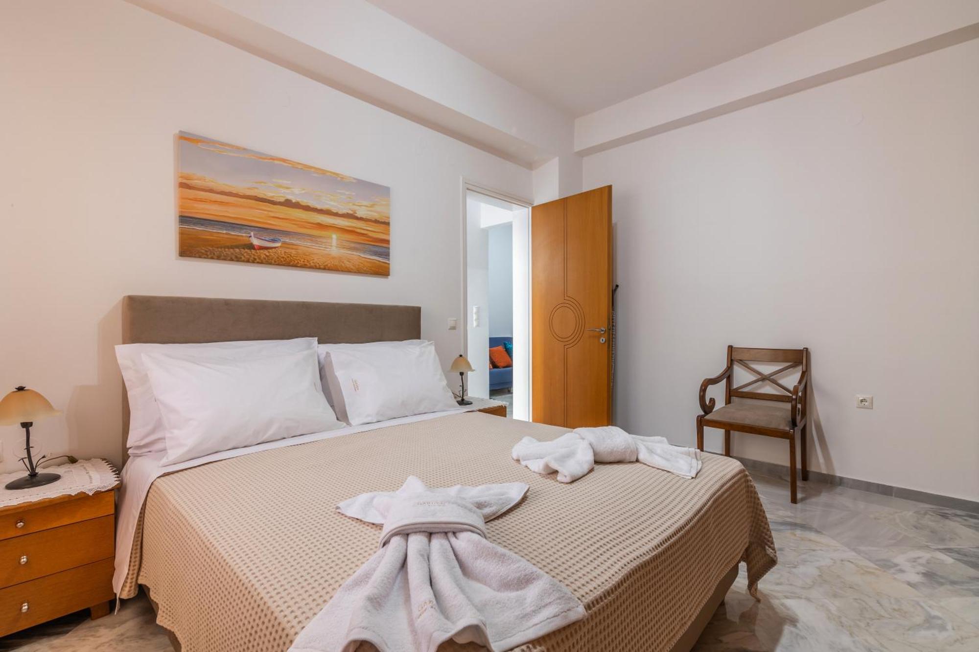 Garden Luxury Apartment Ираклио Екстериор снимка