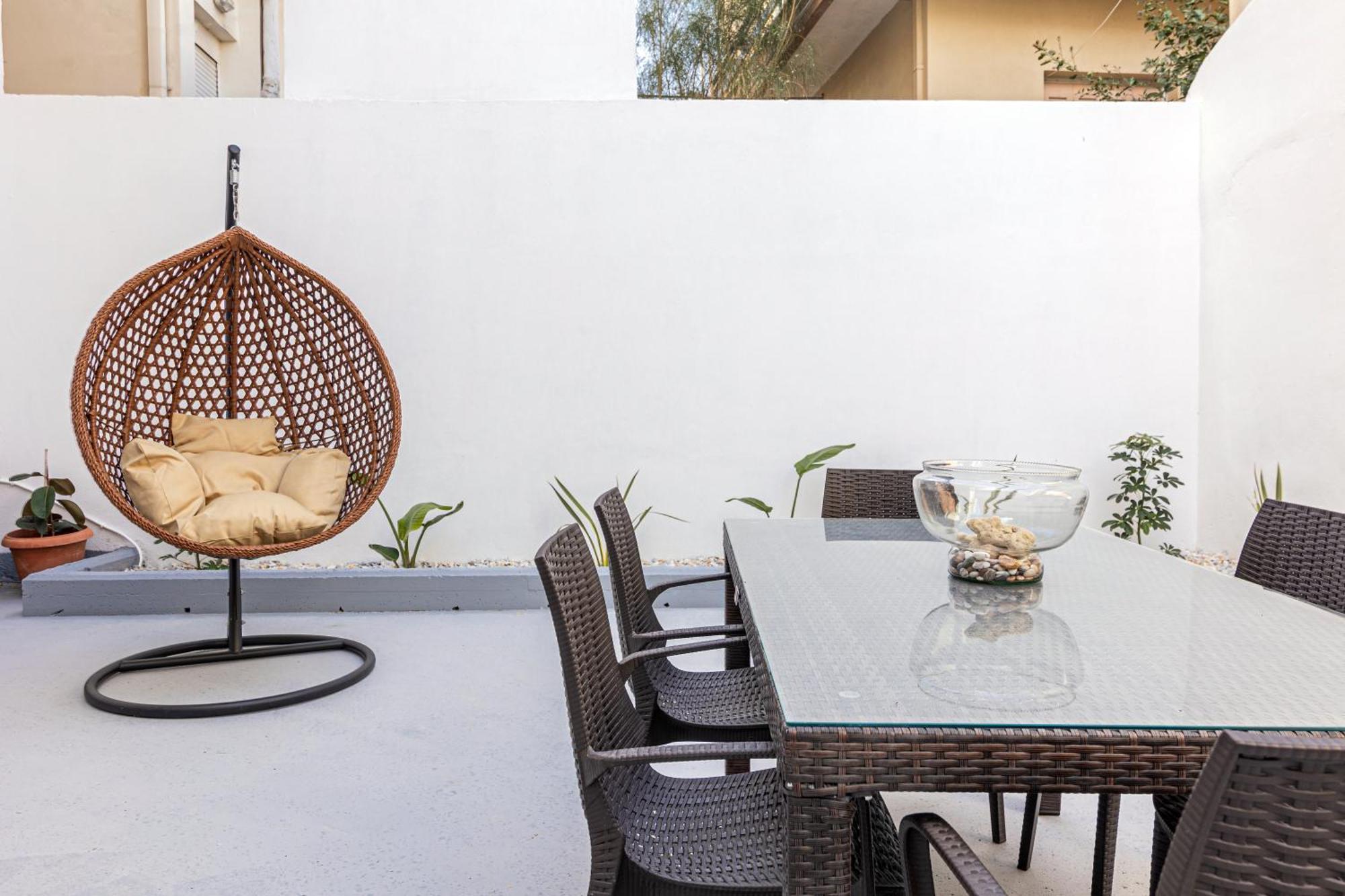 Garden Luxury Apartment Ираклио Екстериор снимка