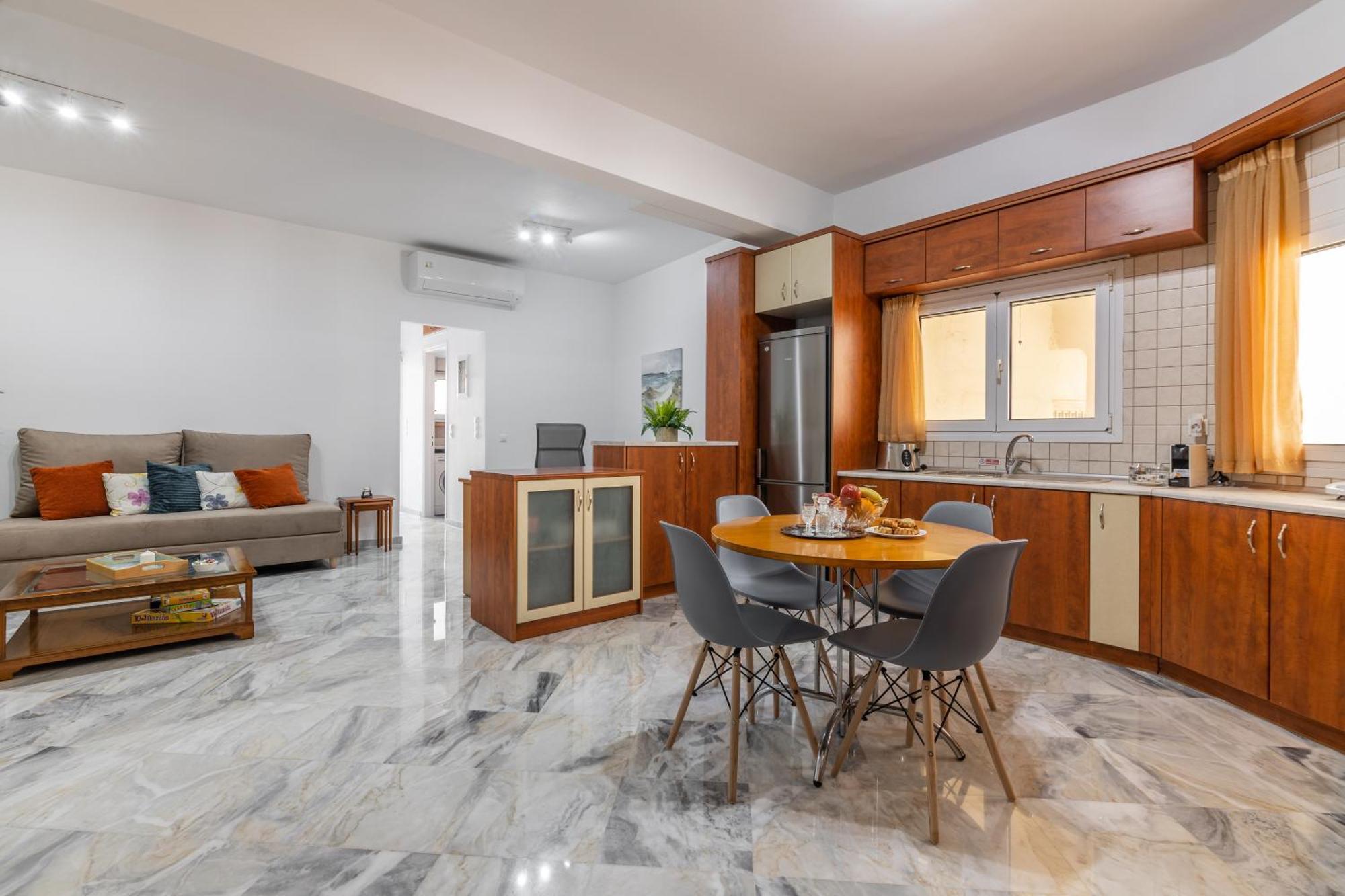 Garden Luxury Apartment Ираклио Екстериор снимка