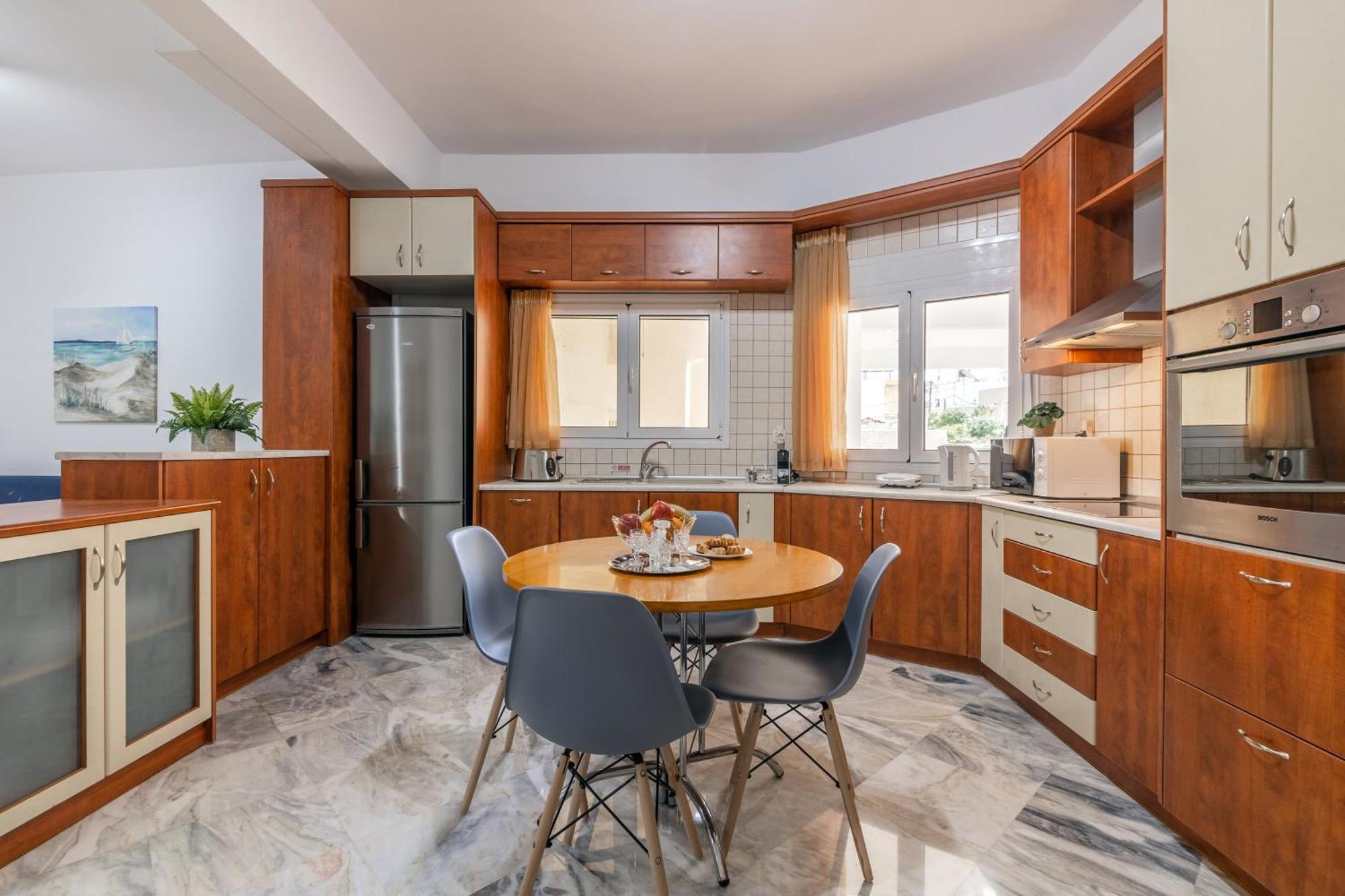 Garden Luxury Apartment Ираклио Екстериор снимка