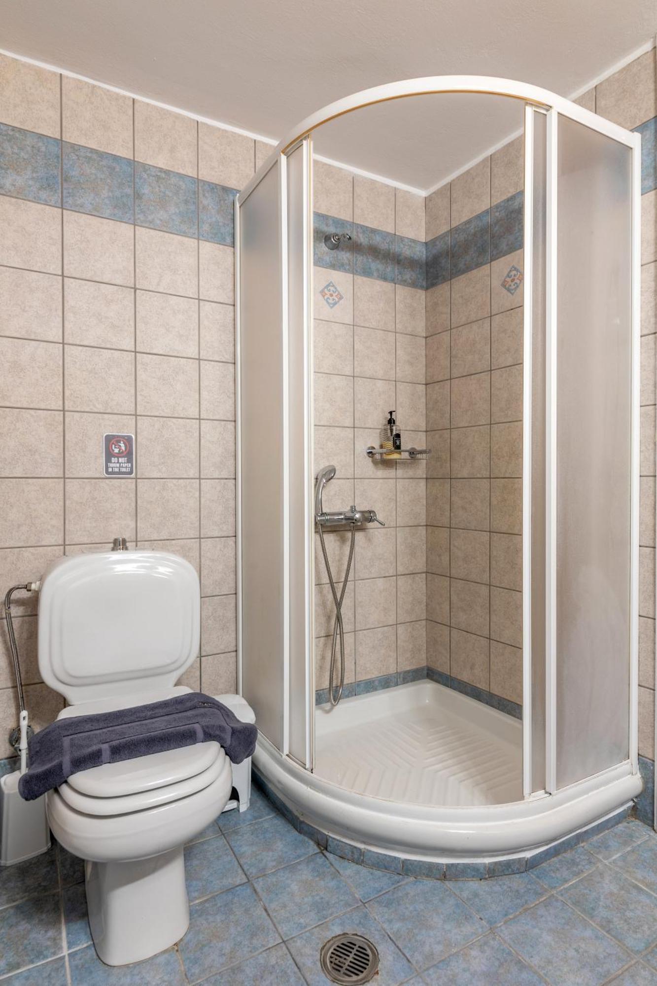 Garden Luxury Apartment Ираклио Екстериор снимка